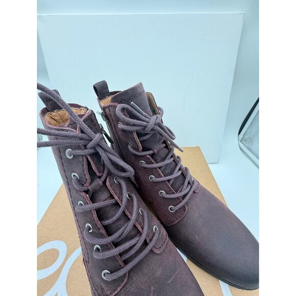 Earth® Dark 600 Red Leather Boots Women's size 10M Janel-QV - Picture 4 of 15